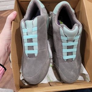 Brand new with tags size 11 Kuru shoes savina style